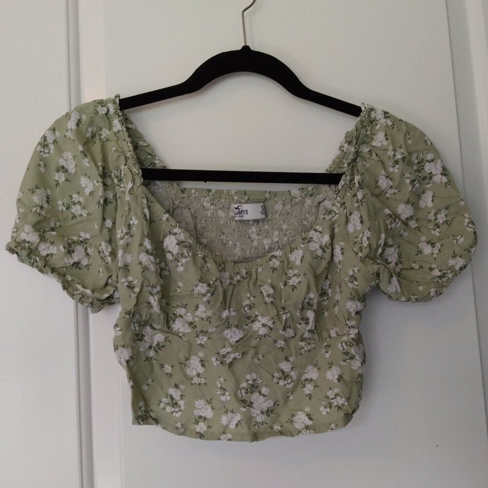 Hollister Green Floral Crop Top Size S